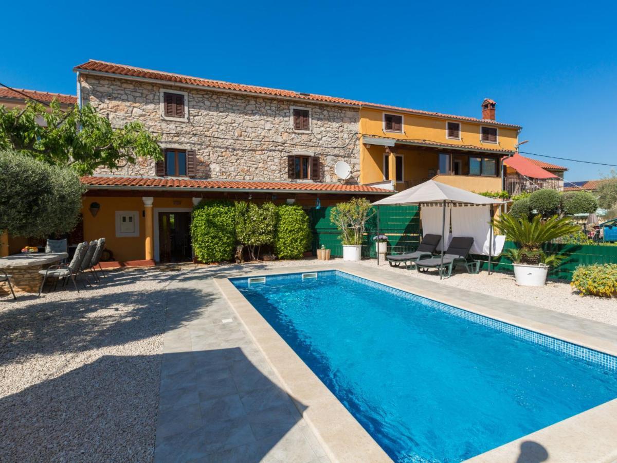 Holiday Home Villa Lucky Brtonigla Exterior foto