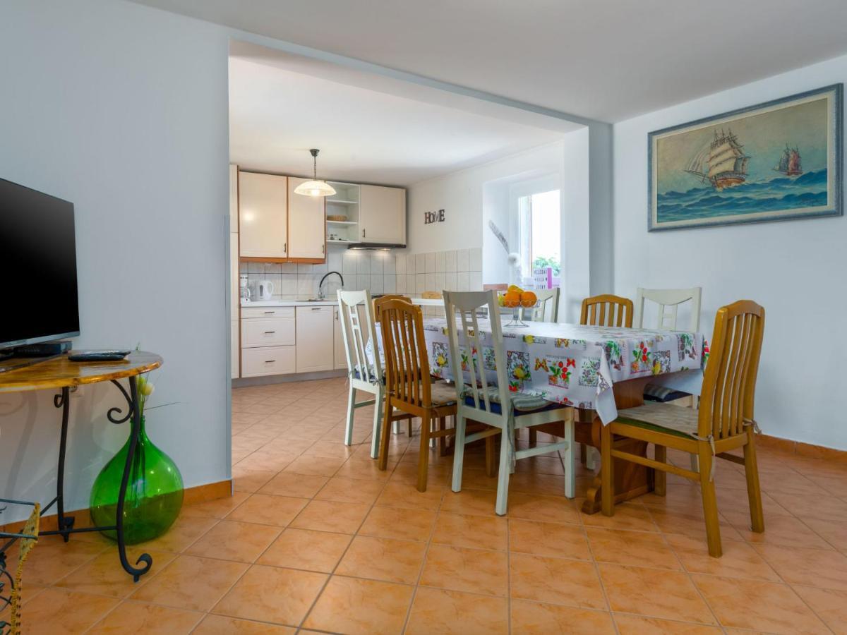 Holiday Home Villa Lucky Brtonigla Exterior foto