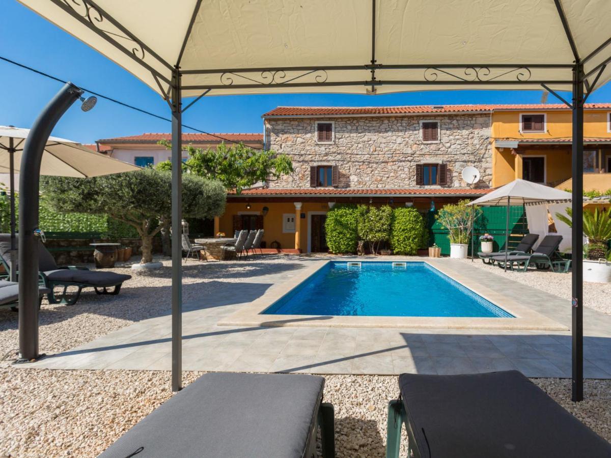 Holiday Home Villa Lucky Brtonigla Exterior foto