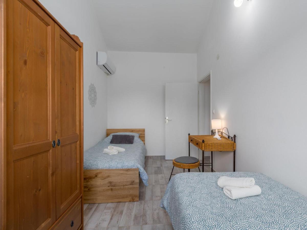 Holiday Home Villa Lucky Brtonigla Exterior foto